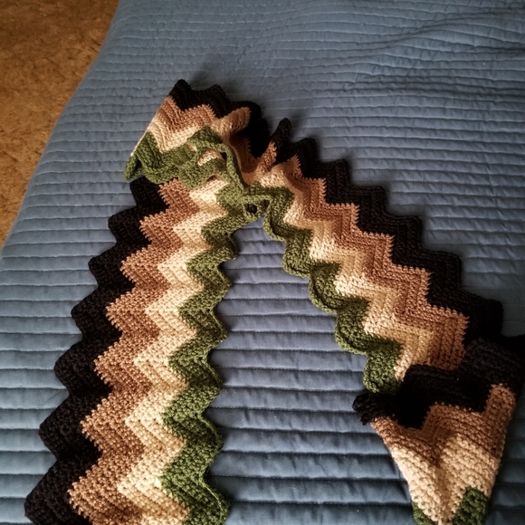 Handmade Camouflage Inspired Scarf - Picture 2 of 6